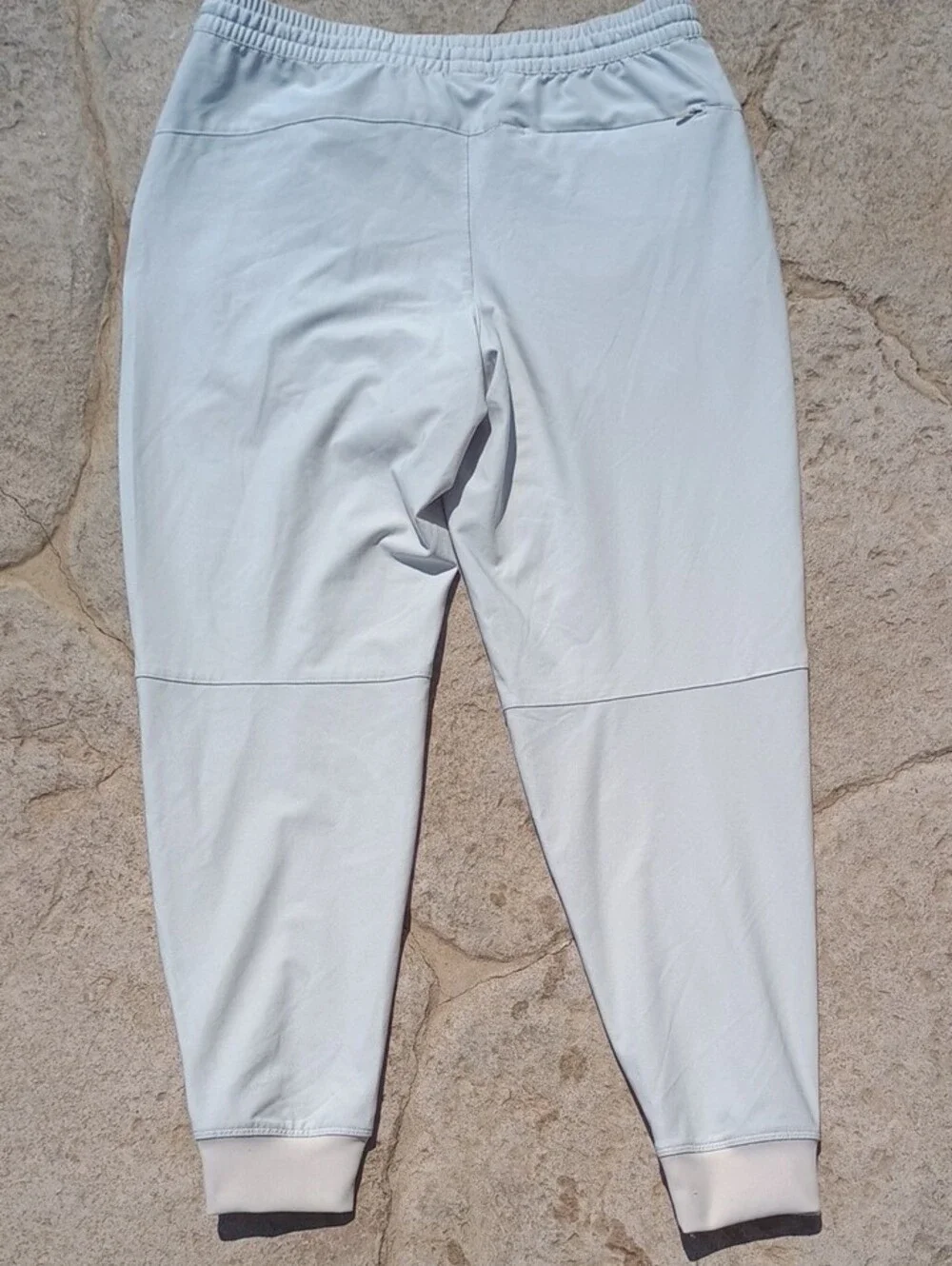 Chubbies The Khakinator Performance Jogger Pants Mens Size Medium Like New